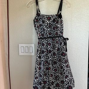 EUC - Petite sophisticate strap dress 2P